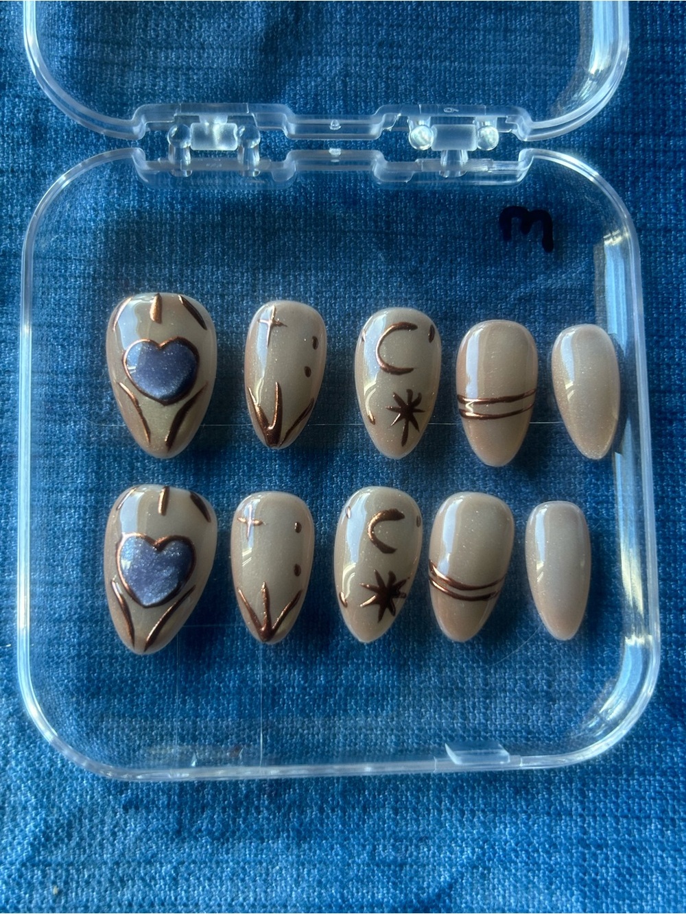 Mini Almond - Handmade Artisan Press On Nails